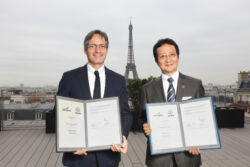 From Left) Stéphane Baudry,Walden Group, Hiroki Harada, Yusen Logistics Group